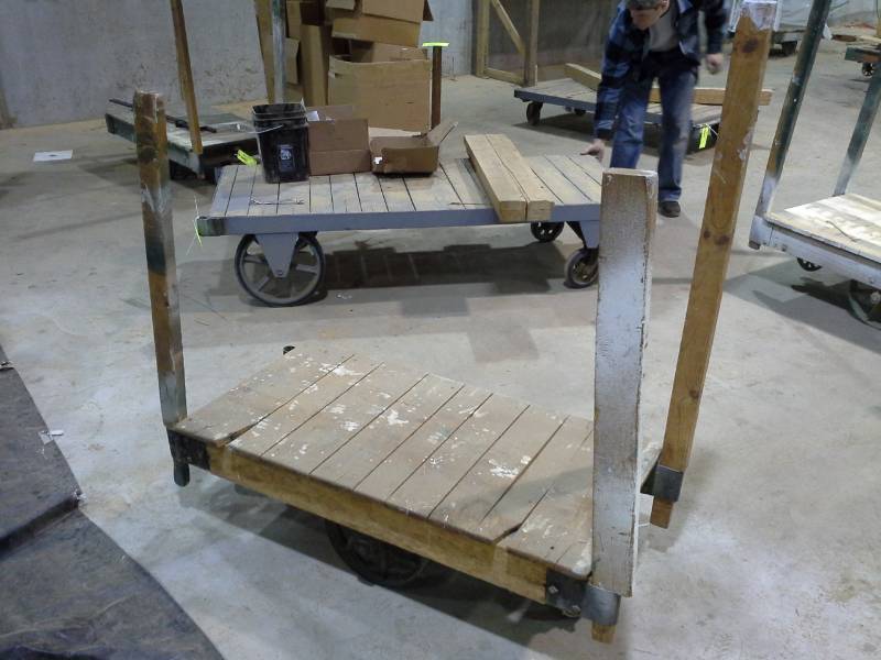 lot 4221 image: Hamilton Brand Railroad Cart