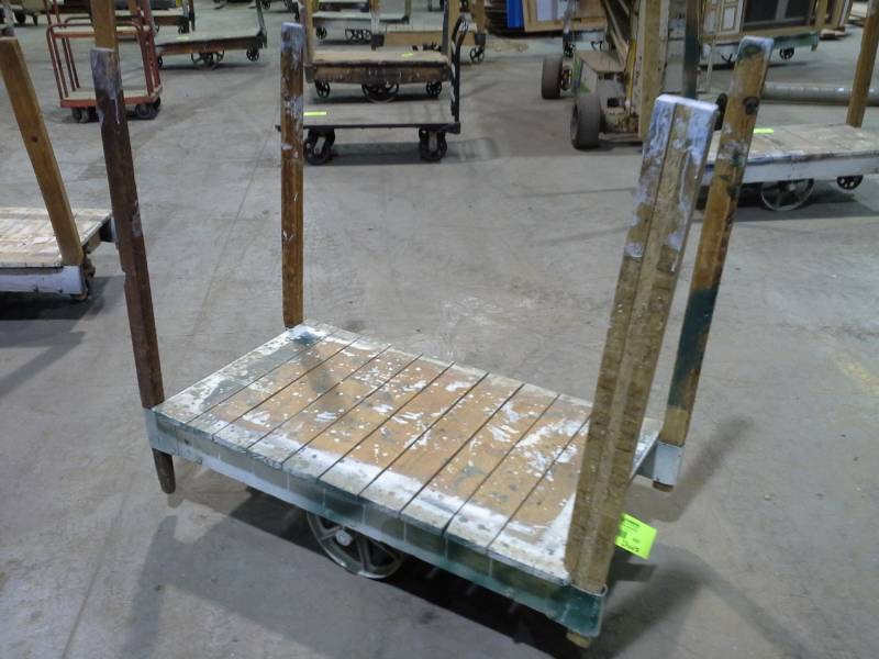 lot 4222 image: Jakes Brand Railroad Cart