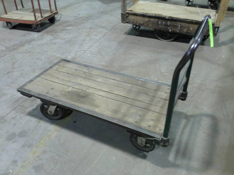 lot 4229 image: Heavy Duty Cart