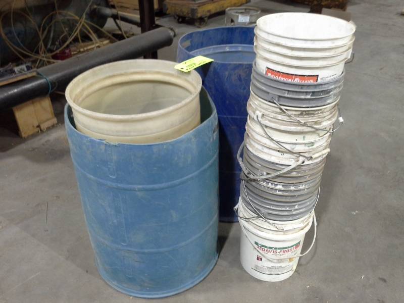 lot 4264 image: Drums and Buckets