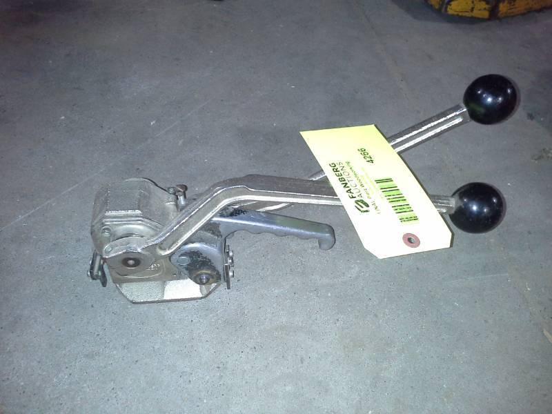 lot 4266 image: Banding Strapper