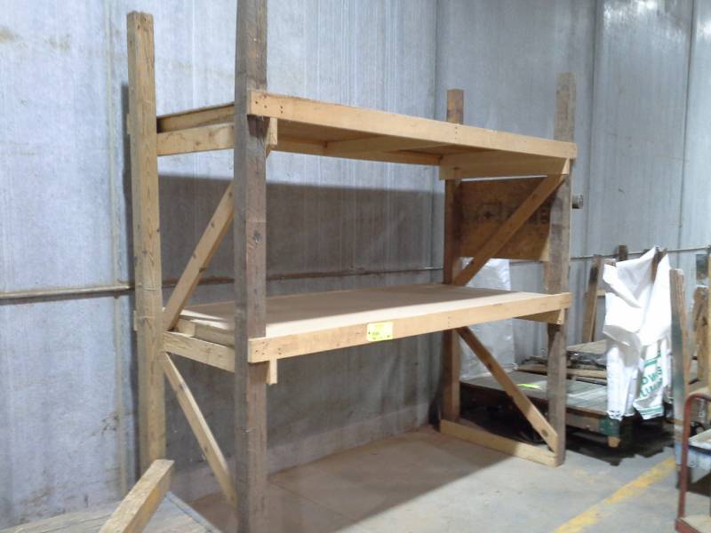 lot 4272 image: Wooden Shelves