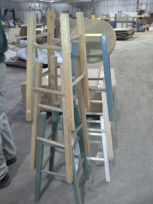 lot 4274 image: 6 Stools, without tops