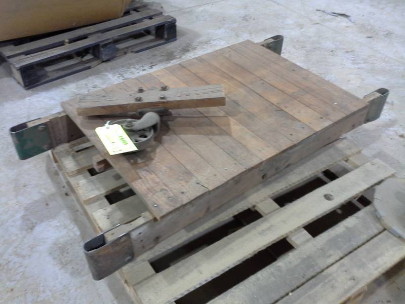 lot 4293 image: Jakes Brand Railroad Cart (TOP ONLY)