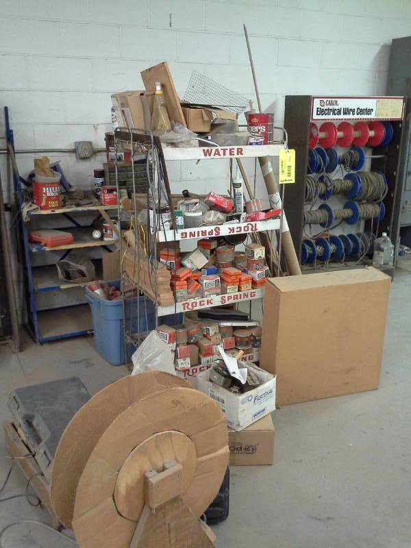 lot 4300 image: Hardware, Racks and Window Products