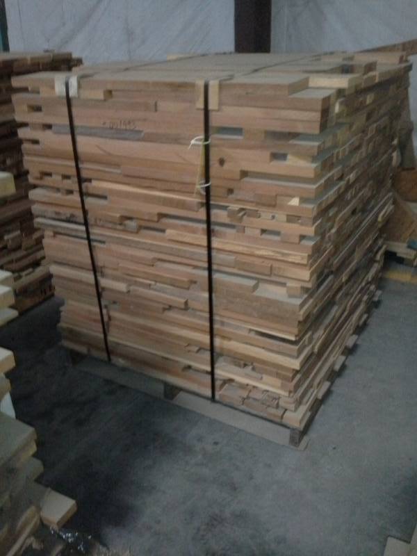 lot 4321 image: Pallet of Redwood Shorts