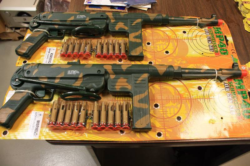 lot 80 image: Camo Air Gun Sets - 2 Qty New