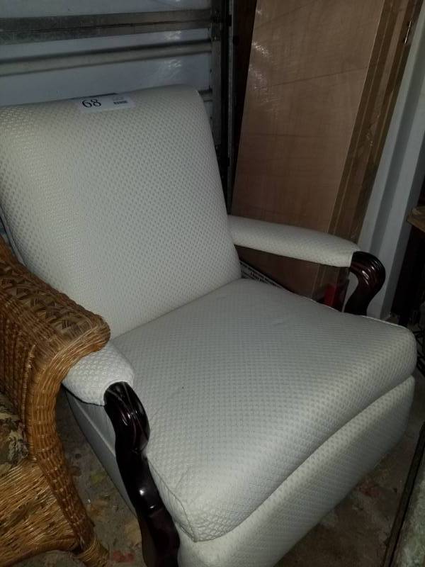 lot 68 image: Vintage Living Room Arm Chair
