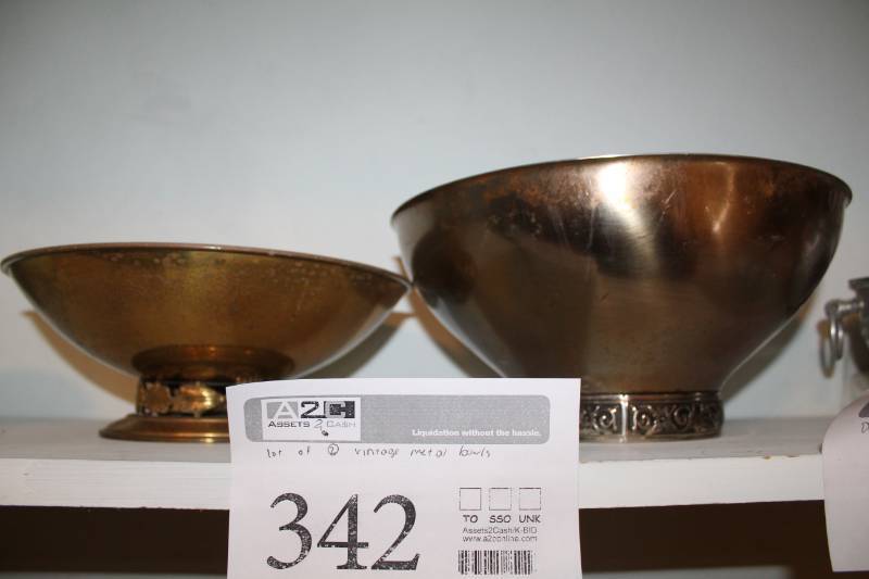 lot 342 image: Vintage International and Ystad of Sweden Metal Serving Bowls