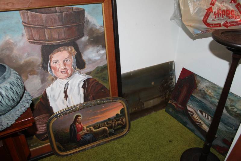 lot 347 image: Wall Art, Dcor