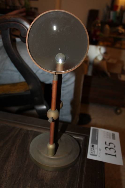 lot 135 image: Microscope