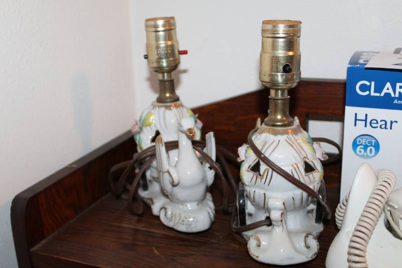 lot 262 image: Vintage Table Lamps