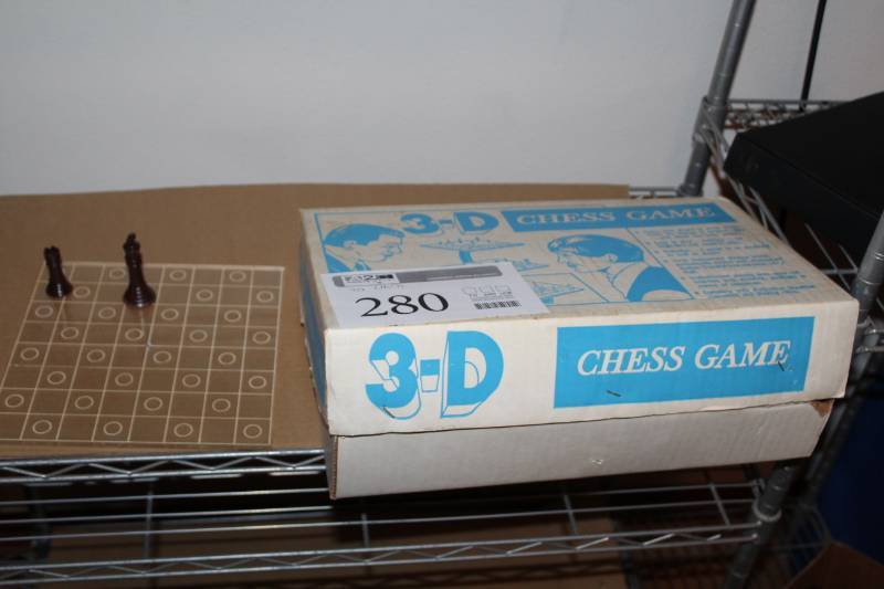 lot 280 image: 3-D Chess Game