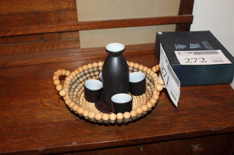 lot 271 image: 5-Piece Sake Set with Basket Tray