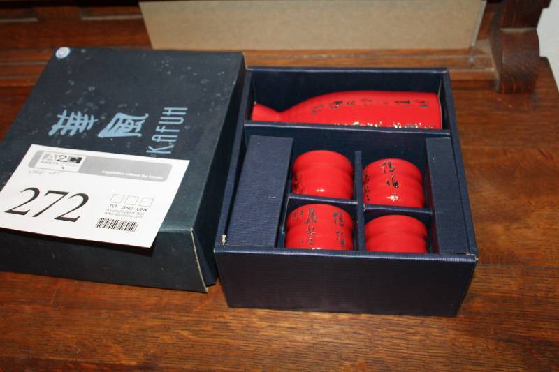 lot 272 image: 5-Piece Sake Set  with Case