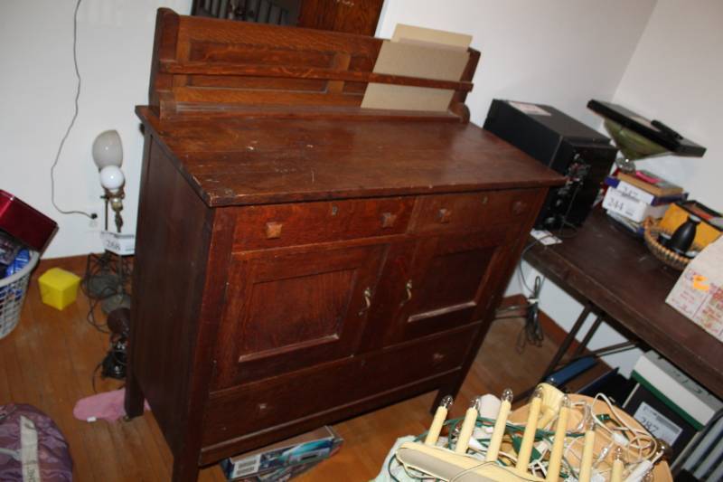 lot 202 image: Mission Style Wood Dresser with 4-Drawers, 2-Doors, Small Shelf