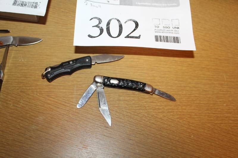 lot 302 image: Schrade Pocket Knives