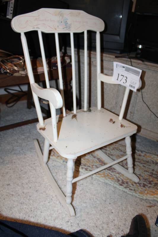 lot 173 image: Kids Rocking Chair