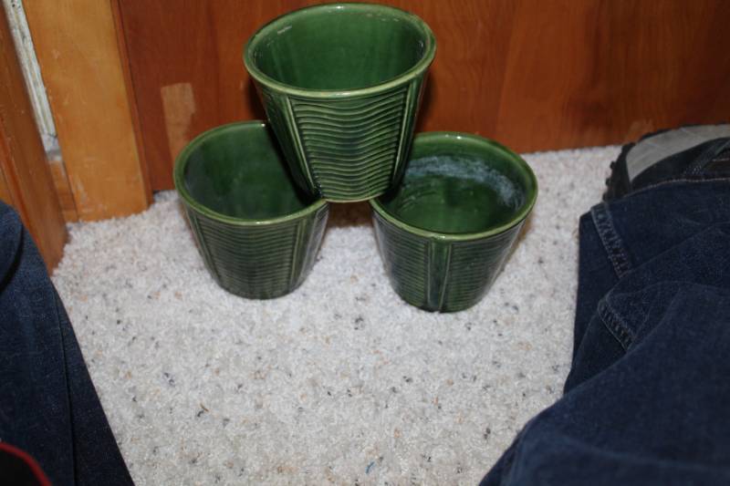 lot 184 image: McCoy Pottery