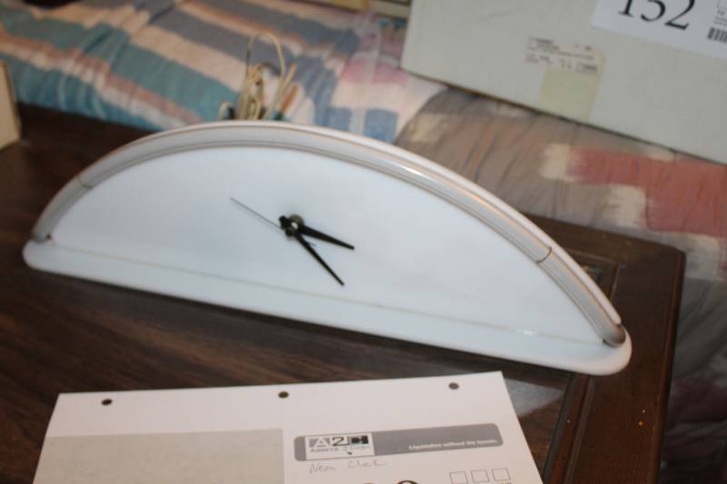 lot 130 image: Electric Neon Table Clock
