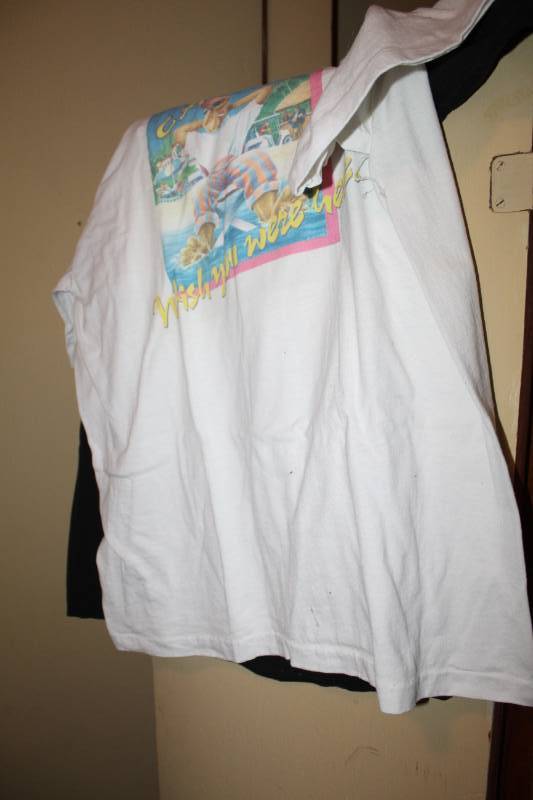 lot 198 image: Vintage Camel Cigarette T-shirts