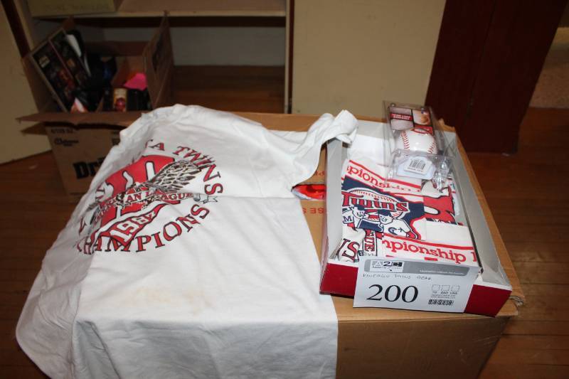 lot 200 image: Vintage Minnesota Twins Memorabilia - Ball, T-Shirts