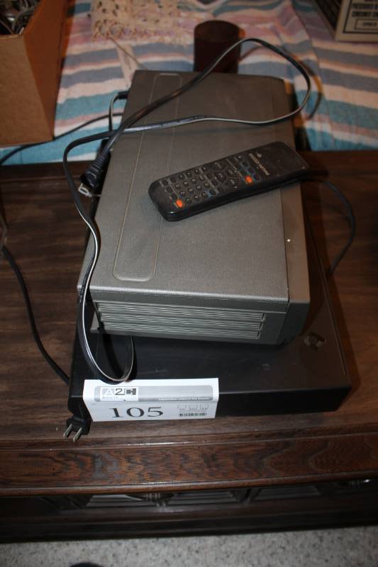 lot 105 image: Toshiba, Philips Magnavox 4-Head Hi-Fi VHS Video Cassette Recorder Players