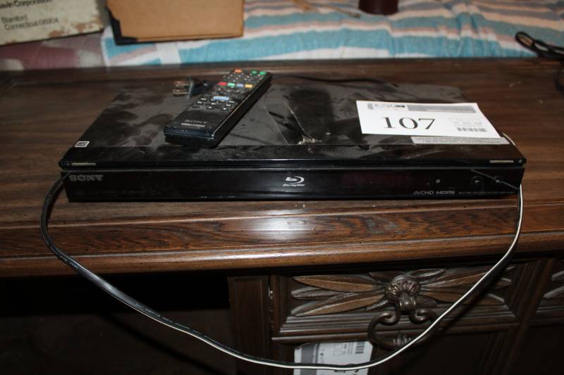 lot 107 image: Sony Blu-ray DiscDVD Player