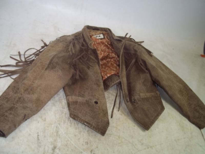 lot 44 image: Leather Coat