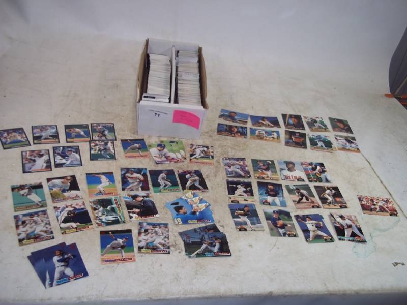 lot 71 image: 1992, 1993, 1994 Topps Stadium Cards 1993 Topps and 1994 Score Baseball Cards