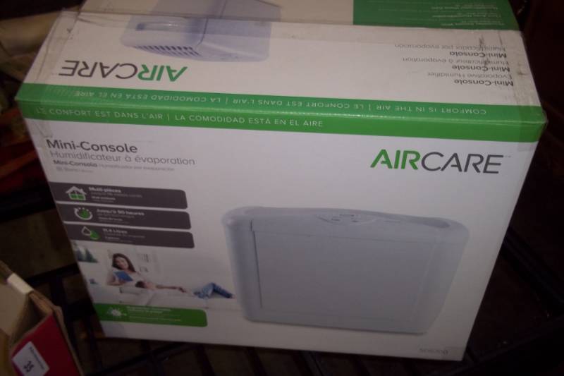 lot 87 image: Air Care Humidifier