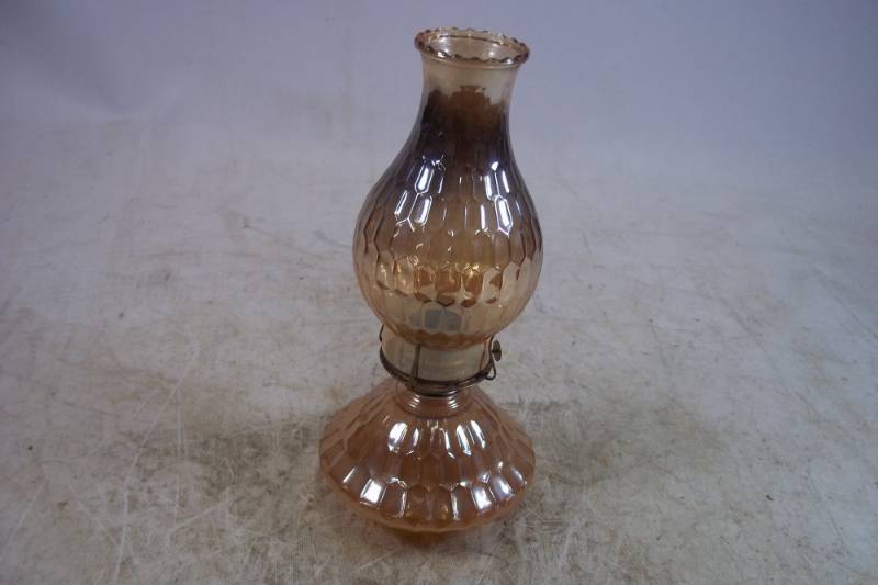 lot 88 image: Kerosene Lamp