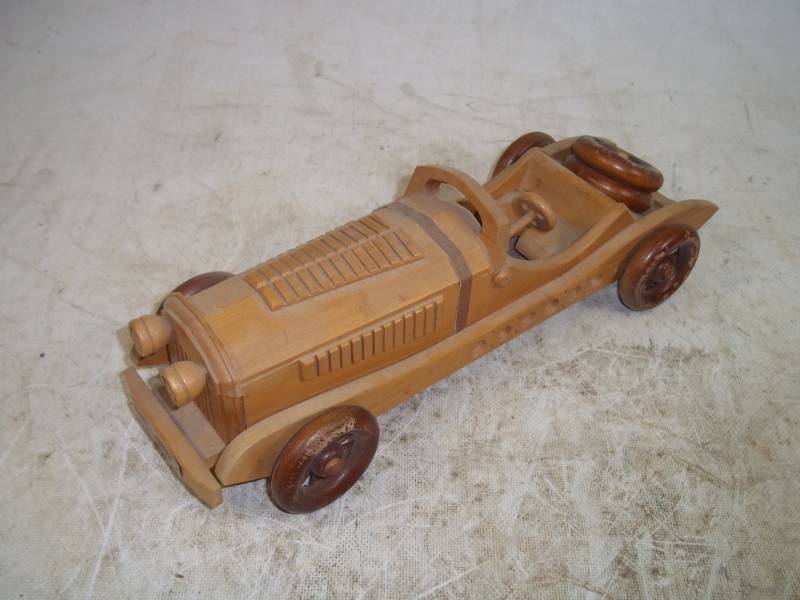 lot 100 image: Wood Car 1931 Mercedes SSKL