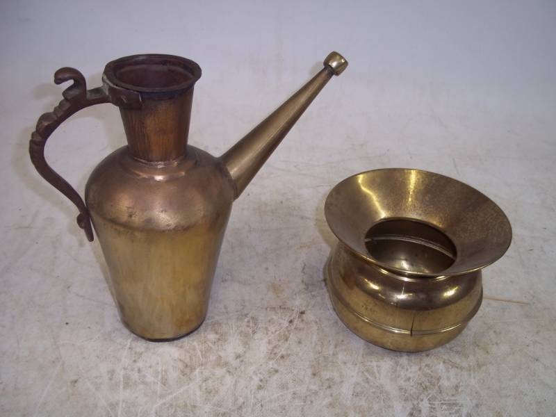 lot 114 image: Brass Spittoon and Picture