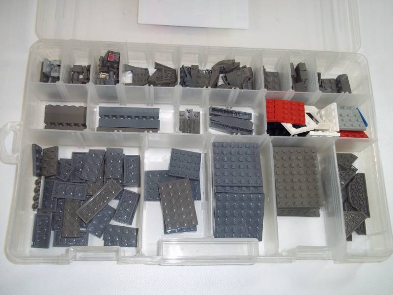lot 149 image: Vintage Legos with storage box