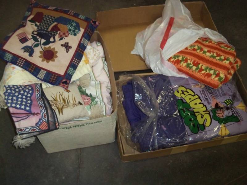 lot 174 image: Quilts