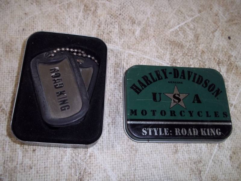 lot 198 image: Harley Davidson Dog Tags