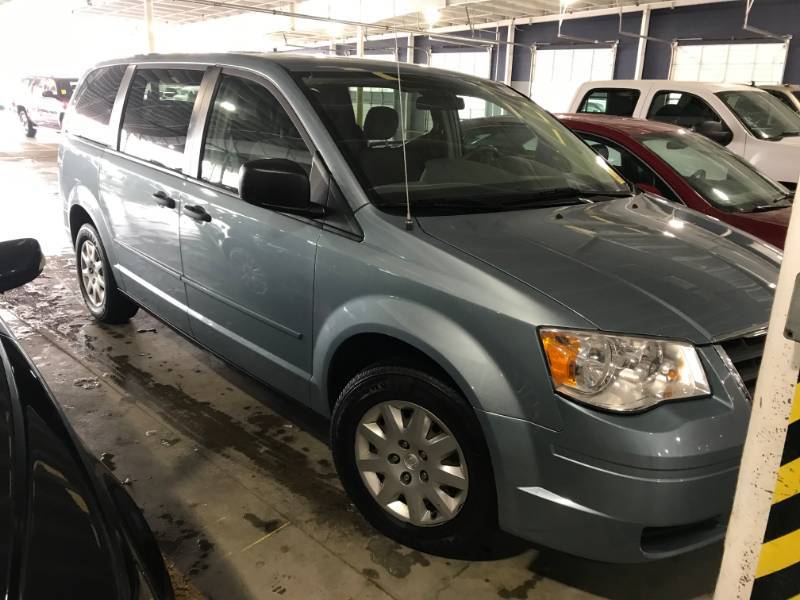 2008 Chrysler Town & Country LX