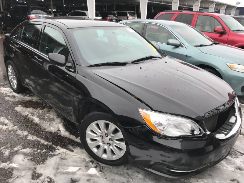 2014 Chrysler 200 LX