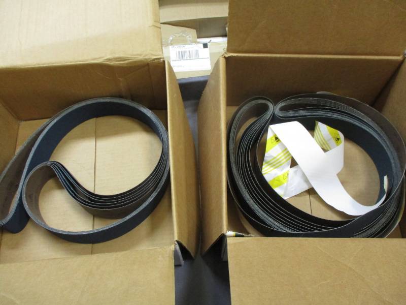 lot 26 image: 2 x 72 Blue 80120 Grit Aluminum Oxide X-Wt. SIALOX 2925 Abrasive Belt