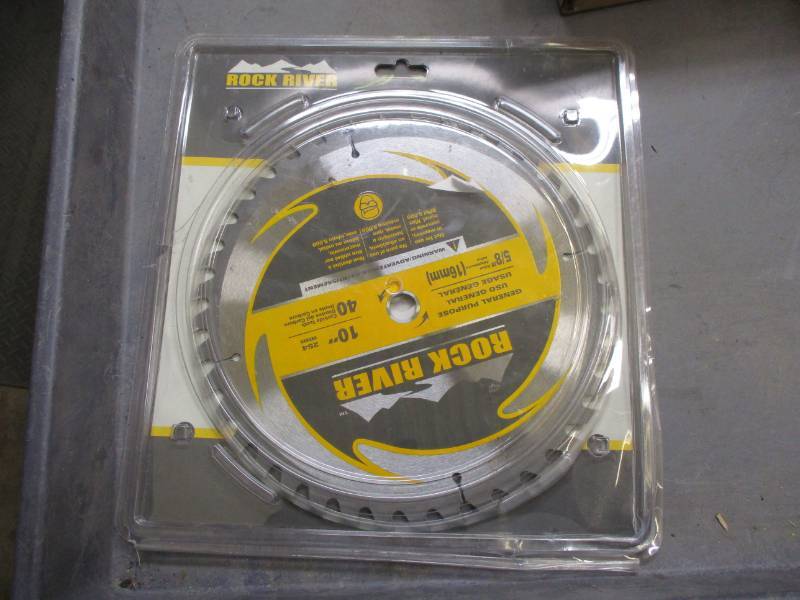 lot 32 image: 10 40T  General Purpose MiterTable Saw Blade