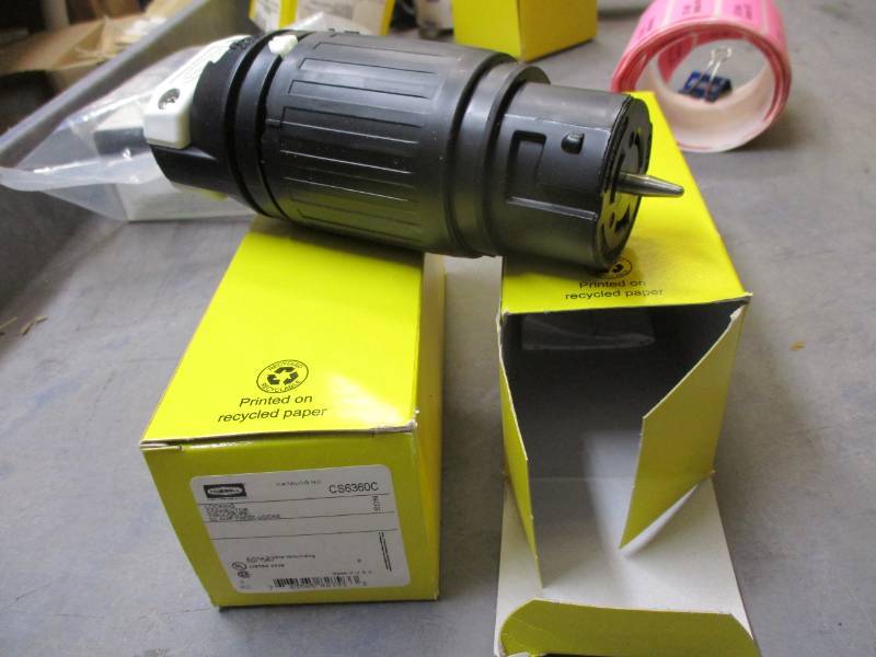 lot 42 image: 50A 125V 2P 3W Black  White TWIST-LOCK Locking Connector