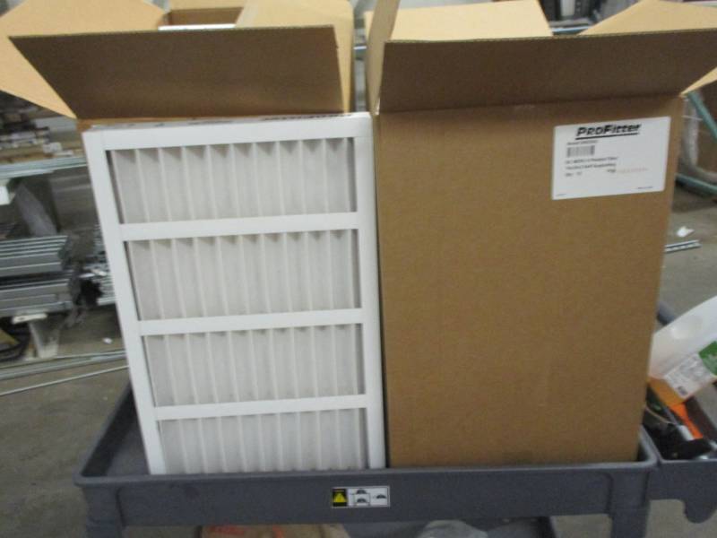 lot 63 image: 16W x 25H x 2D MERV 8 Standard Capacity Self Supporting Pleated Air Filter