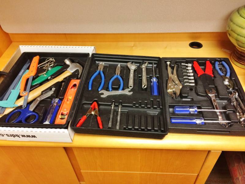 lot 1 image: Multi Level Tool Case wIth Many Tools