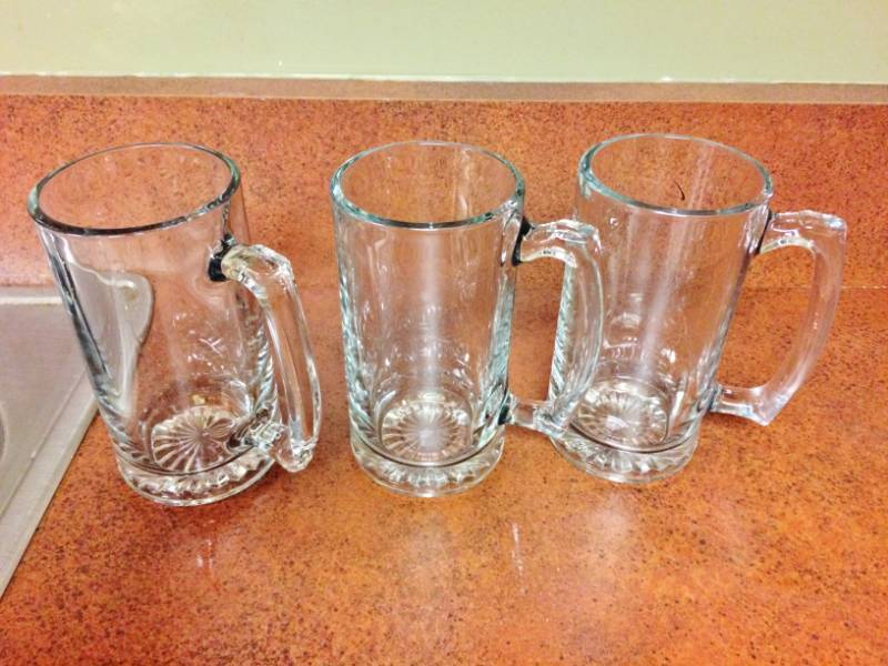 lot 27 image: Large Heavy Glass Beer Steins - Excellent Condition