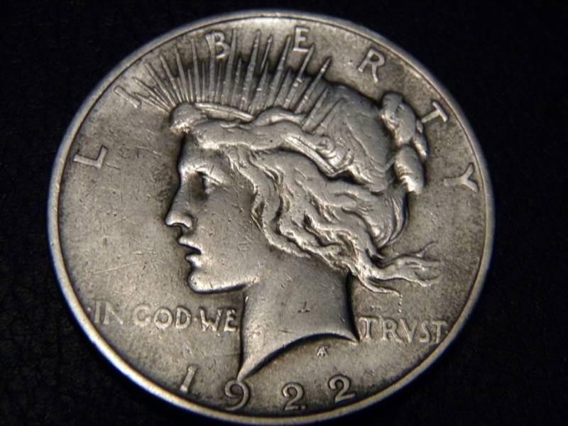 1922 D Silver Peace Dollar
