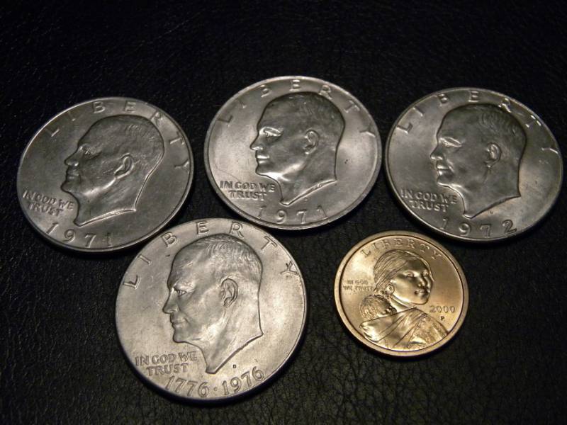 4 Eisenhower Dollars & 1 Sacagawea Dollar