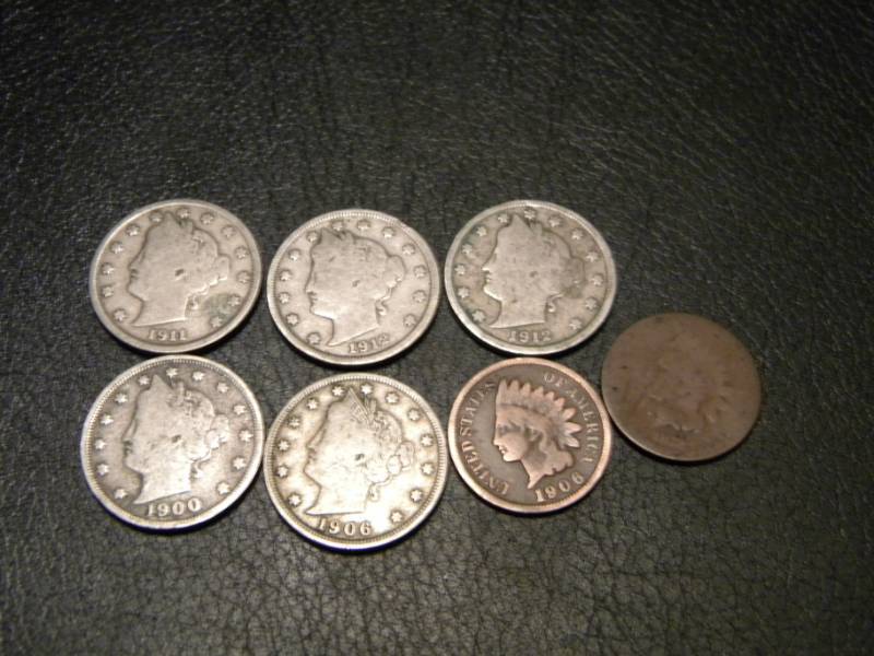 5 V Cents (Nickel) & 2 Indian Head Pennies