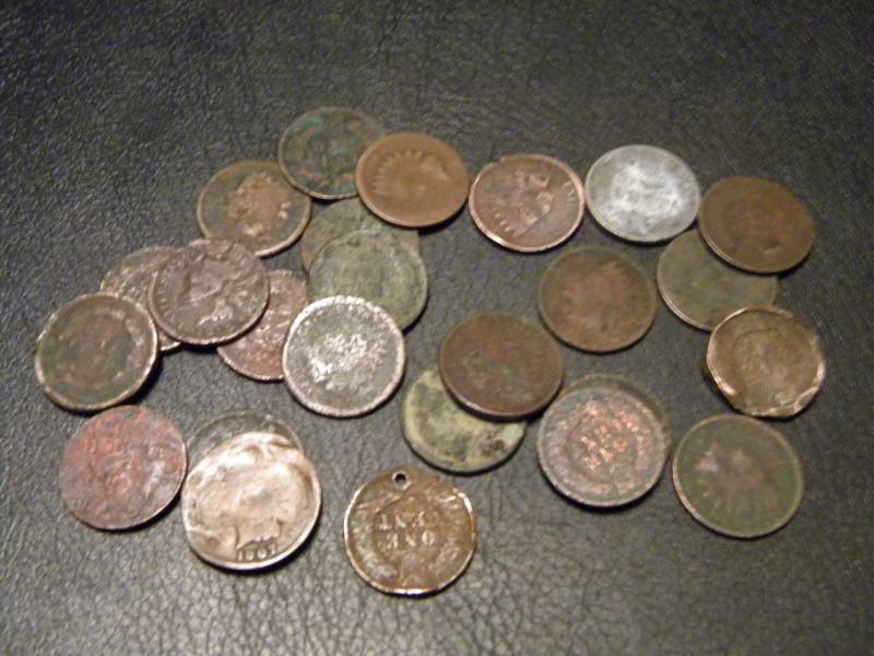 25 Indian Head Pennies