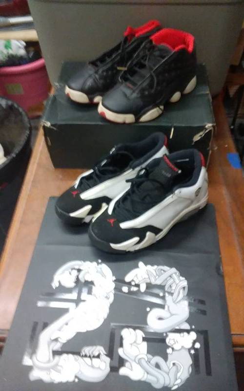 2-Pair Jordan Size 5